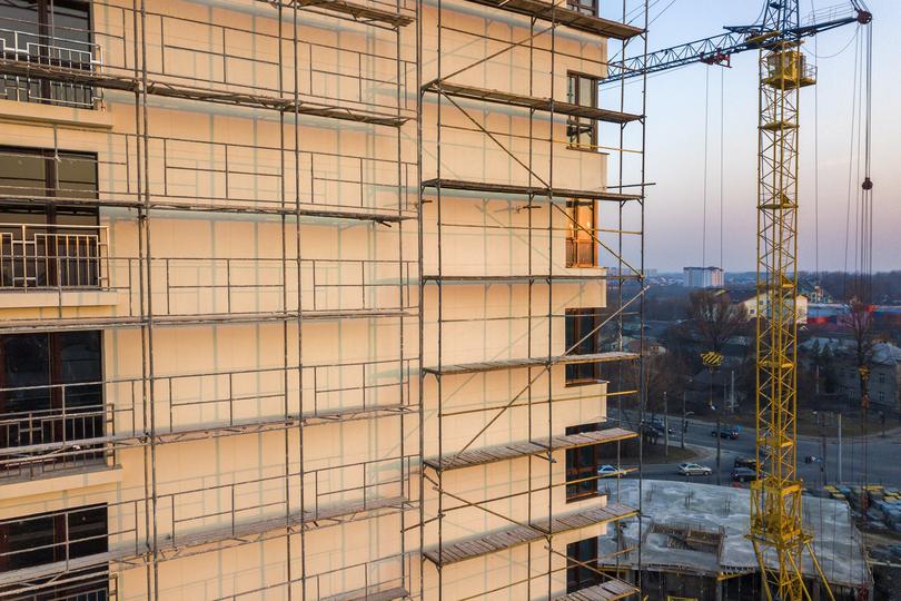 Commercial scaffolding on a high-rise building